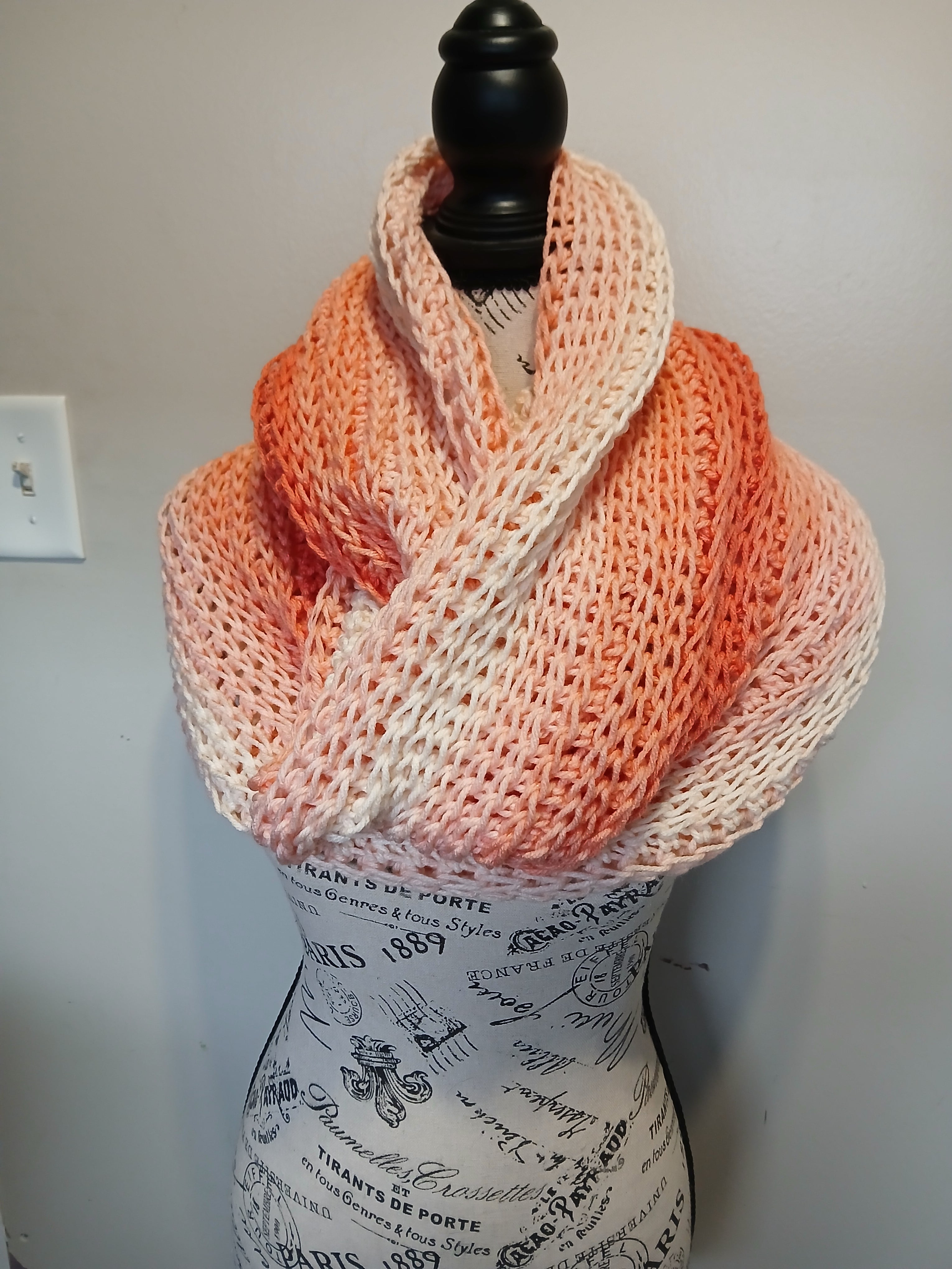 Chain Infinity Cowl