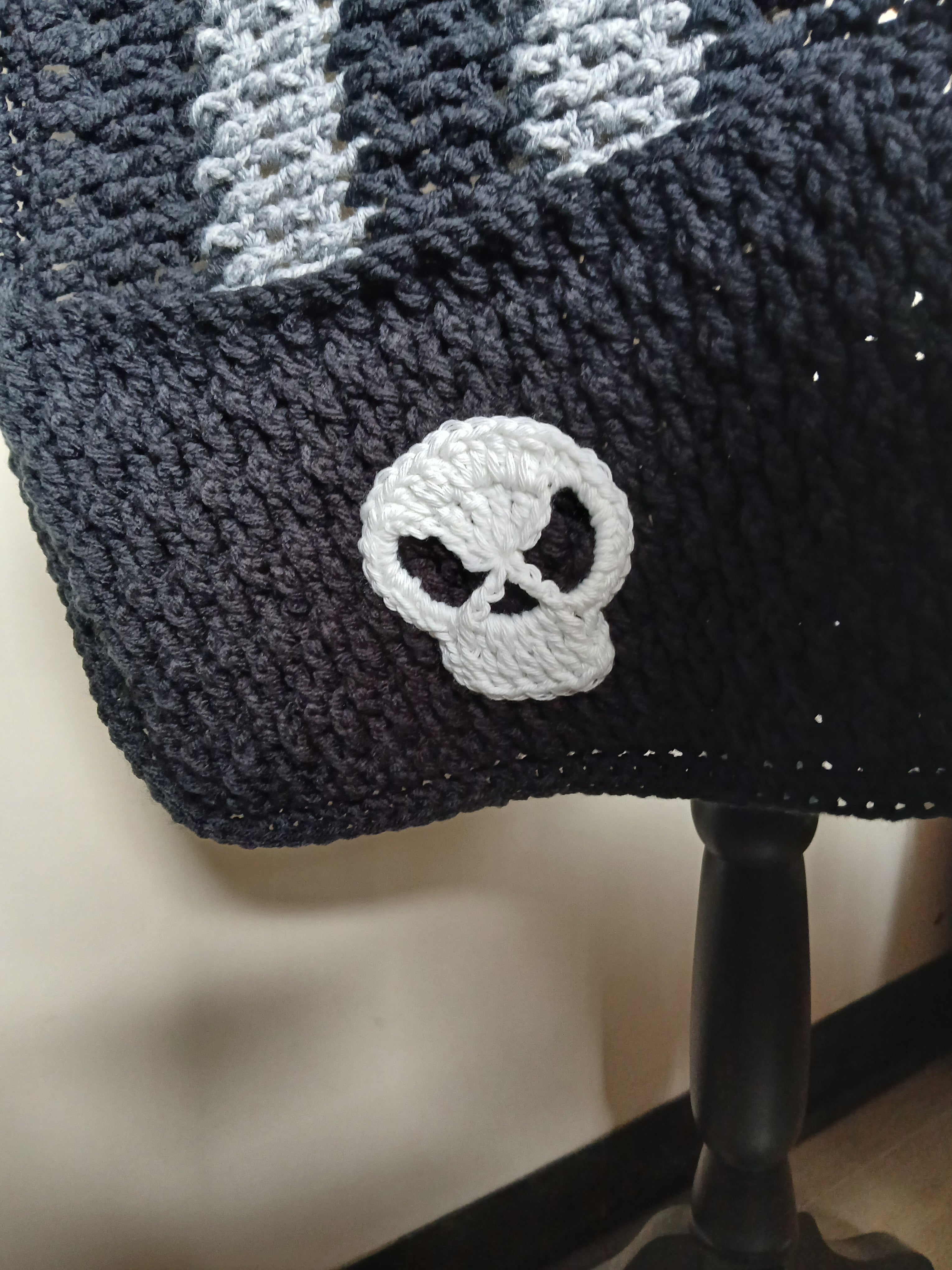 Wednesday Vibes Pocket Scarf