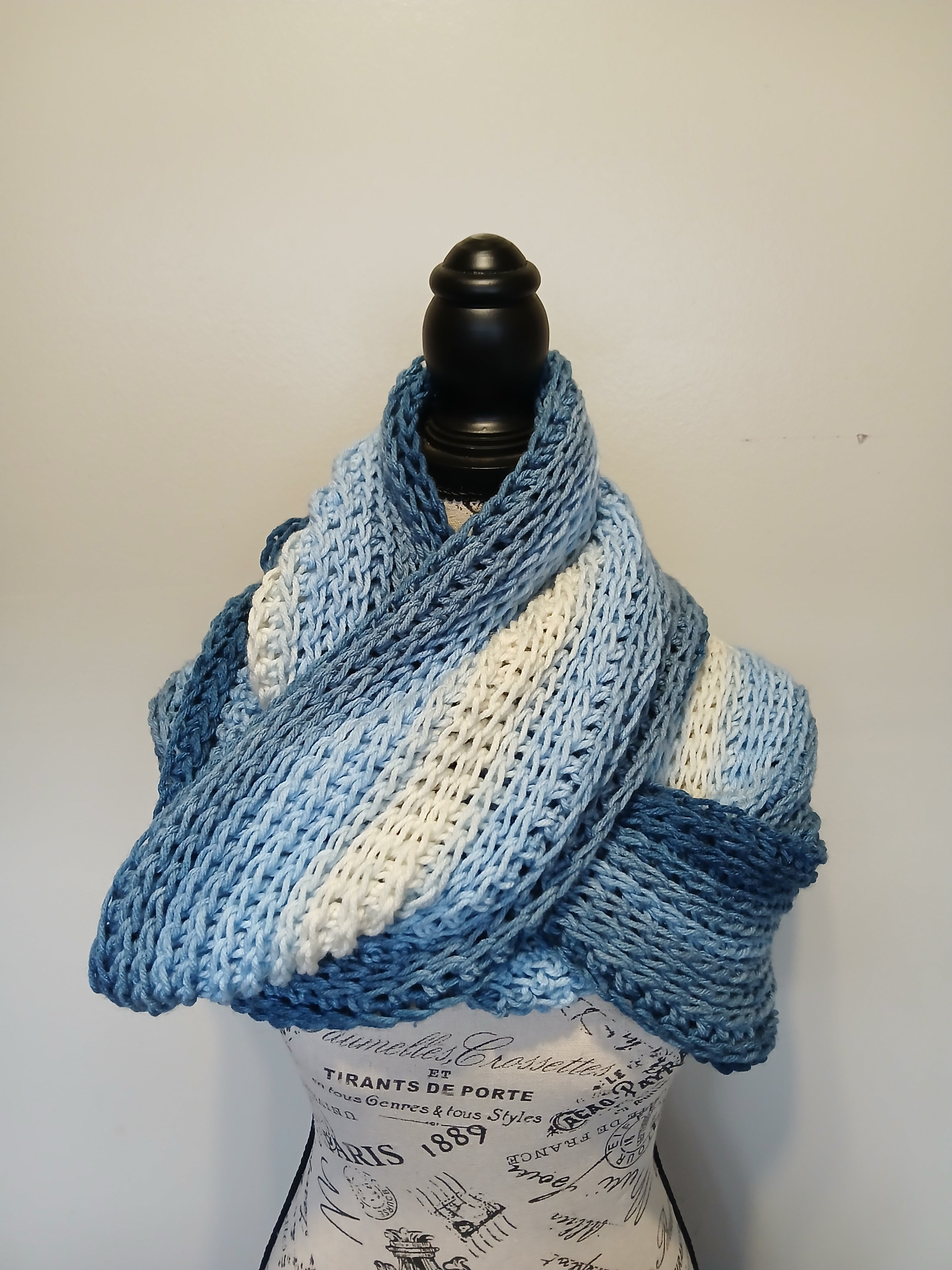 Chain Infinity Cowl