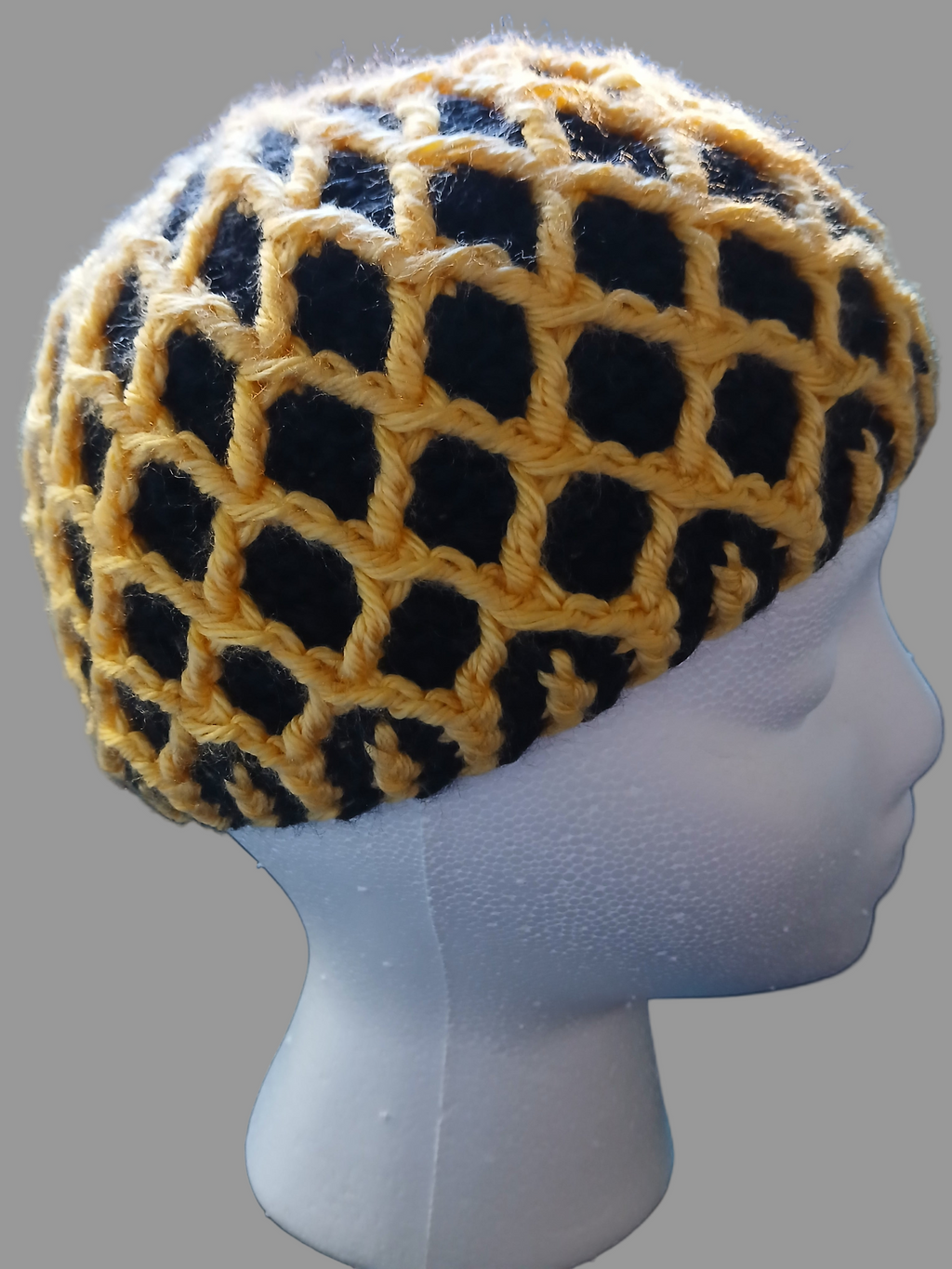 Black and Yellow Lattice Hat