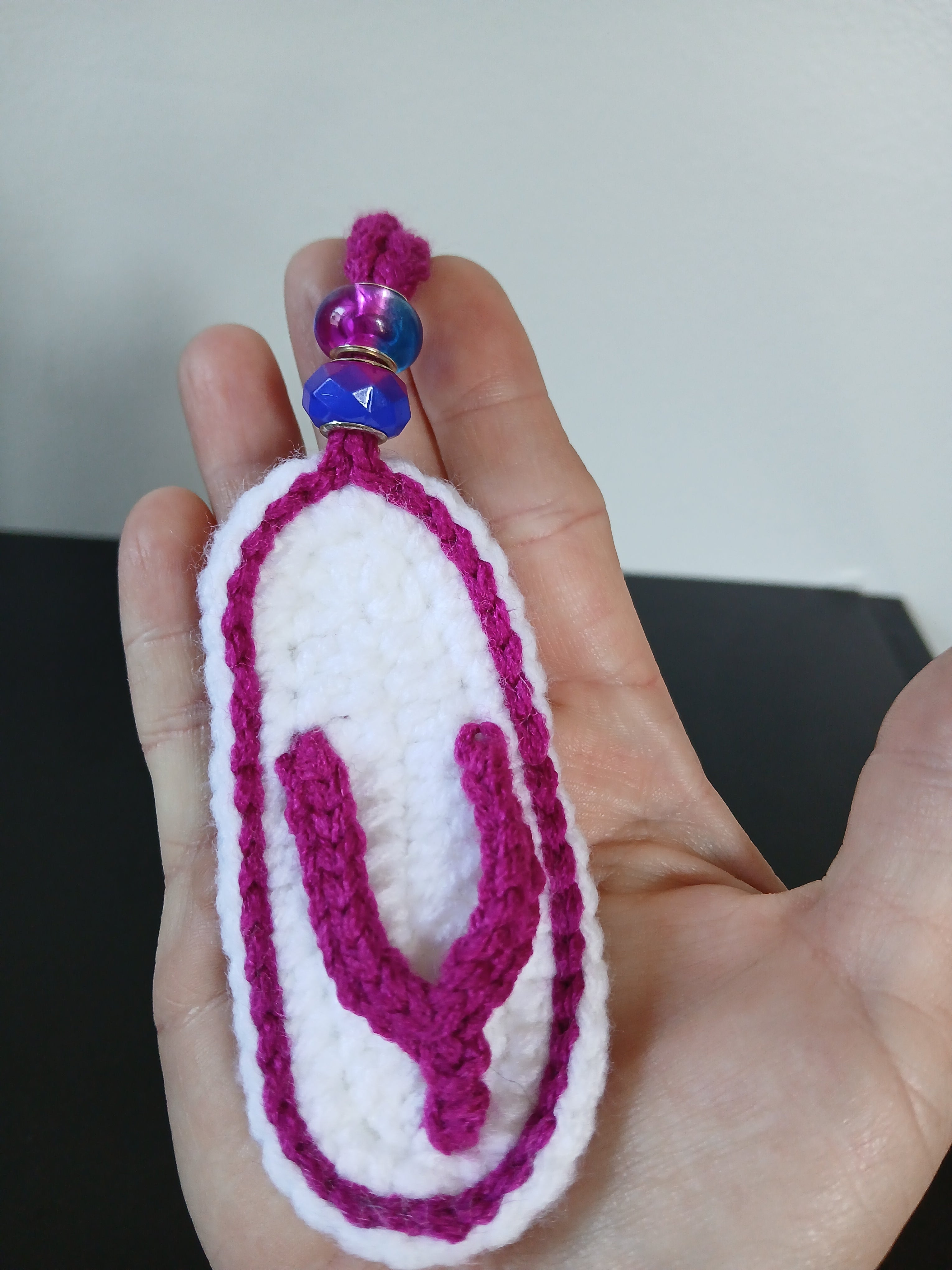 White & Magenta Flip Flop Keychain
